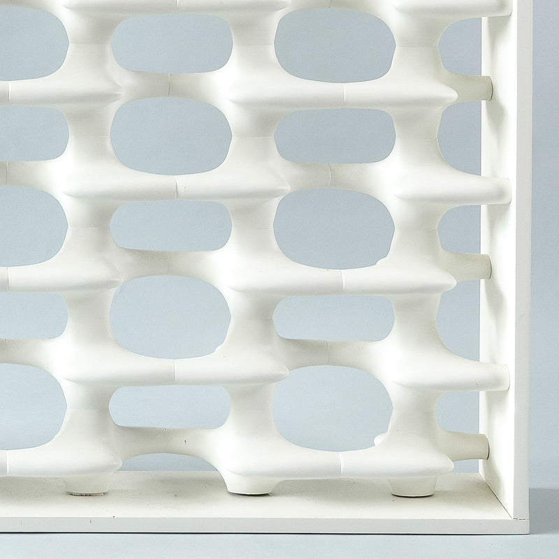 Don Harvey White "Bones" Screens