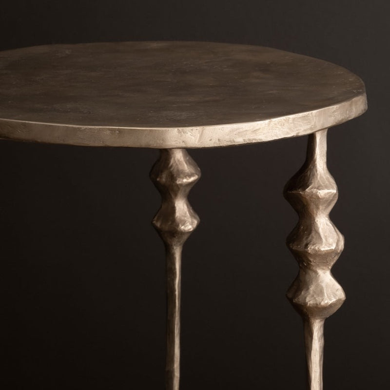 SYD  solid bronze table