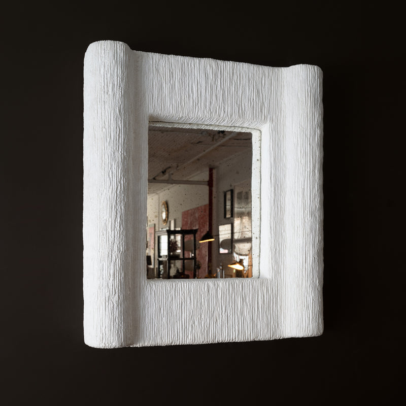 Striation Mirror